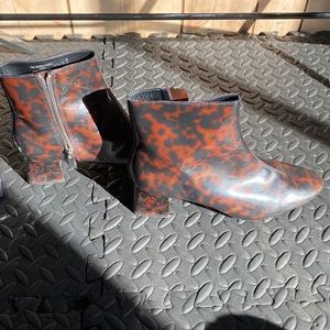 Zara leopard boots